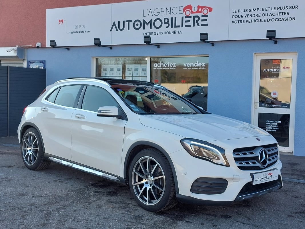 Mercedes-Benz Classe GLA 250 211cv FASCINATION 1ERE MAIN BVM6 — 1
