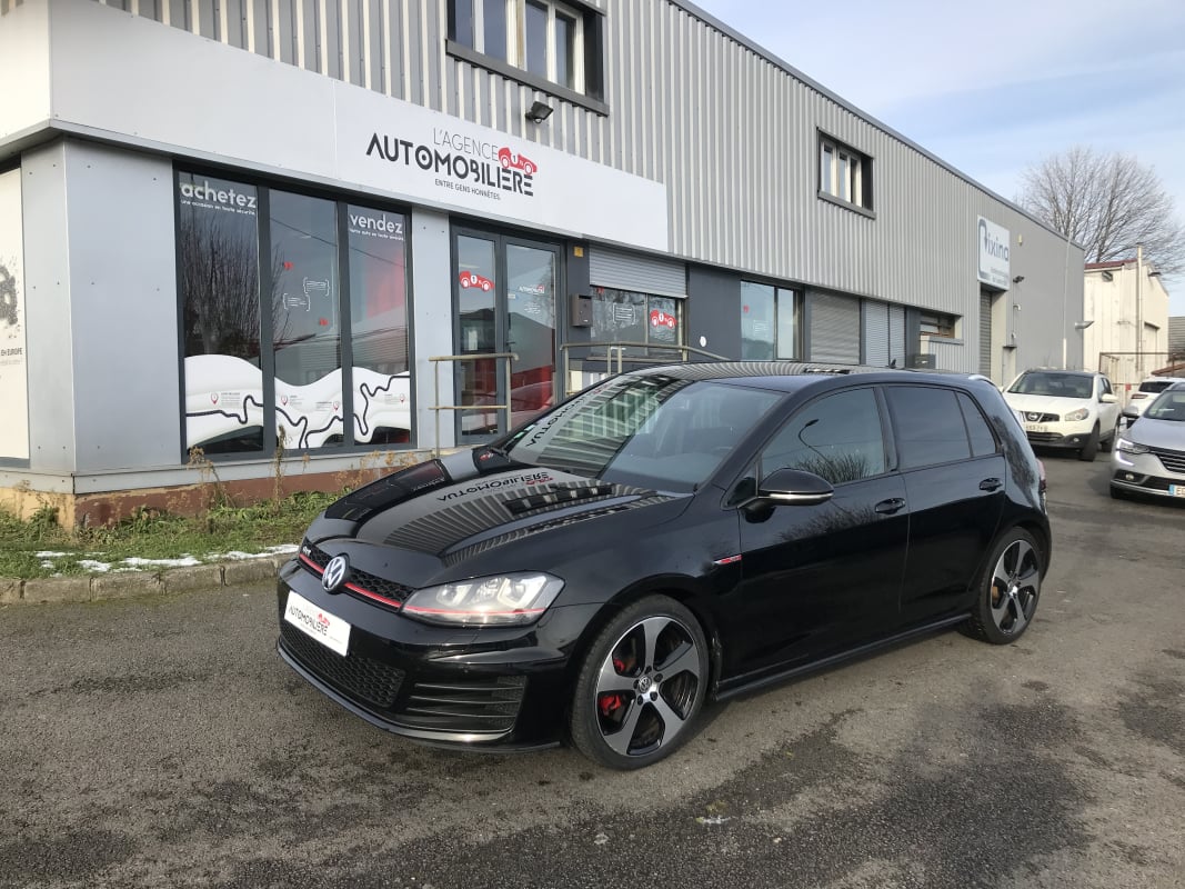 Volkswagen Golf VII 2.0 GTI 220 CH — 1