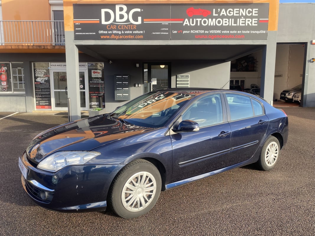 Renault Laguna III Berline 2.0 dCi 130 cv — 1