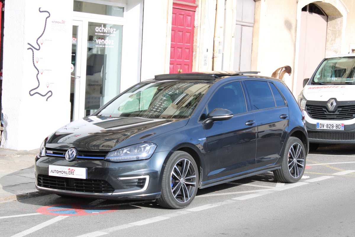 Volkswagen Golf 1.4 TSI GTE 204H 150 PHEV DSG BVA (Toit ouvrant, CarPlay, Park Assist,..) — 1
