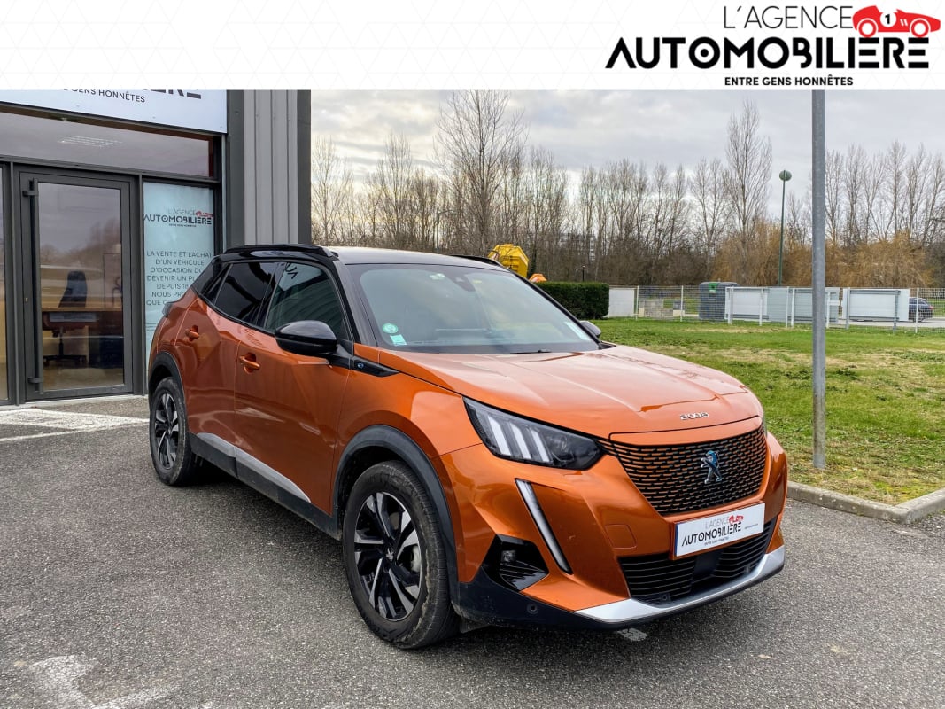 Peugeot e-2008 GT LINE 136CV — 1