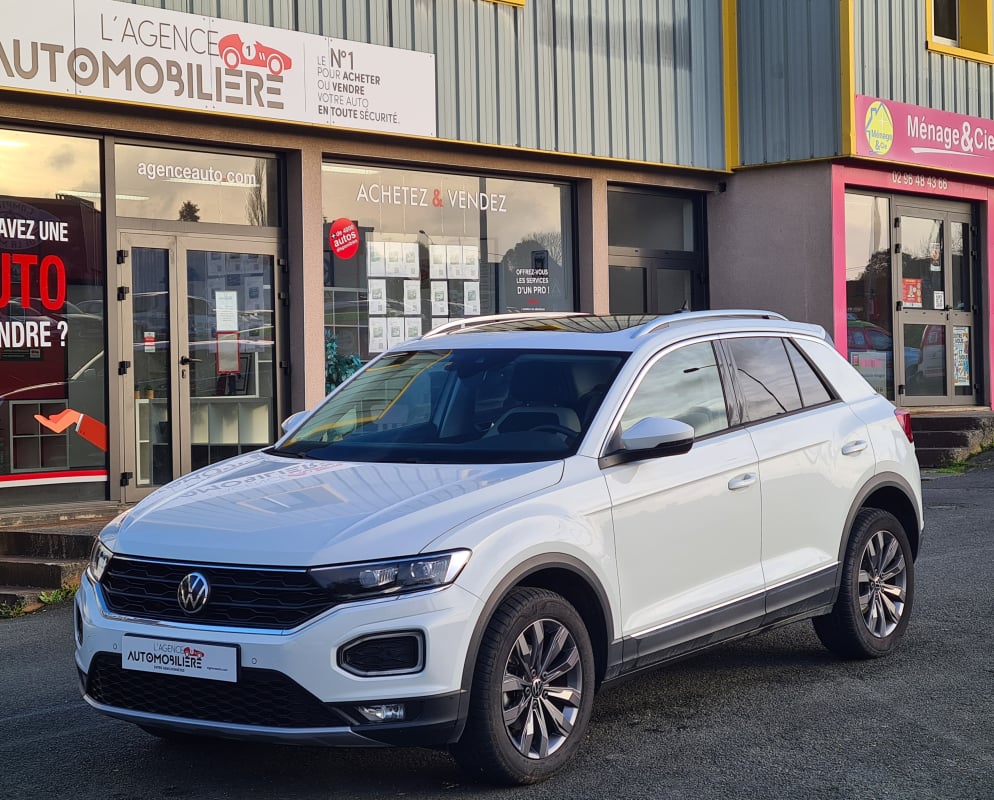 Volkswagen T-roc 1.5 TSI 150 CH CARAT — 1