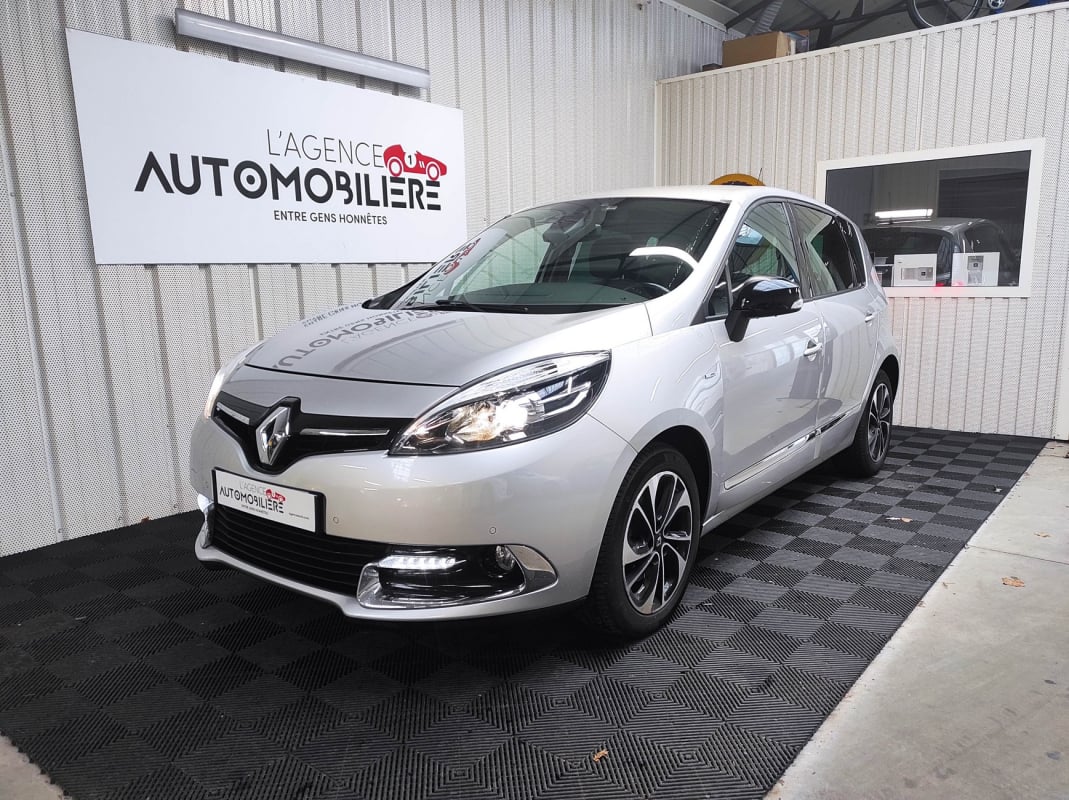 Renault Scenic 1.6 dci 130 Bose Edition — 1