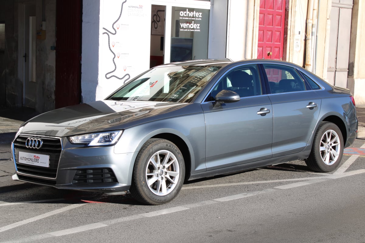 Audi A4 A4 2.0 TDI 122 BUSINESS LINE (Entretien à Jour, Caméra de Recul, CarPlay, Sièges Chaufants...) — 1