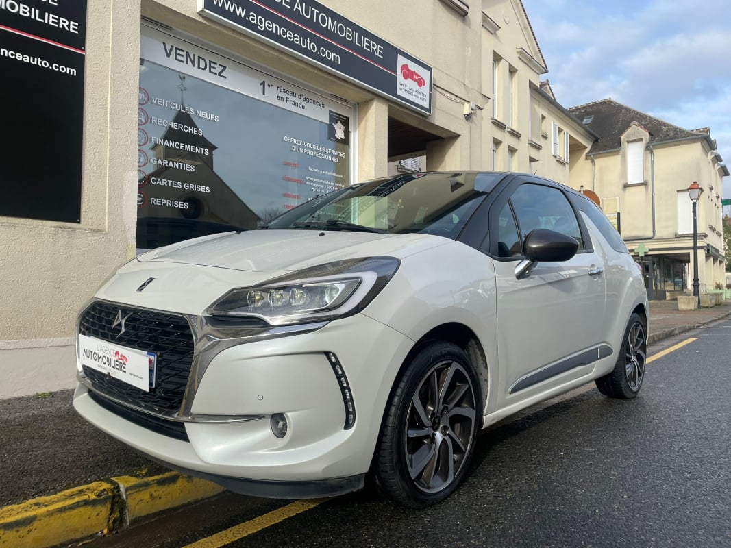 DS DS 3 110cv BVA "SPORTCHIC" + OPTIONS — 1
