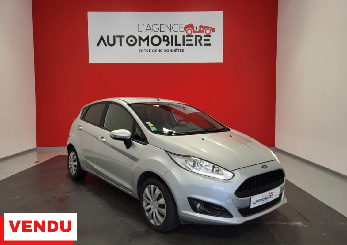 Ford Fiesta VI 1.25 i 82 TREND + DISTRIBUTION OK — 1