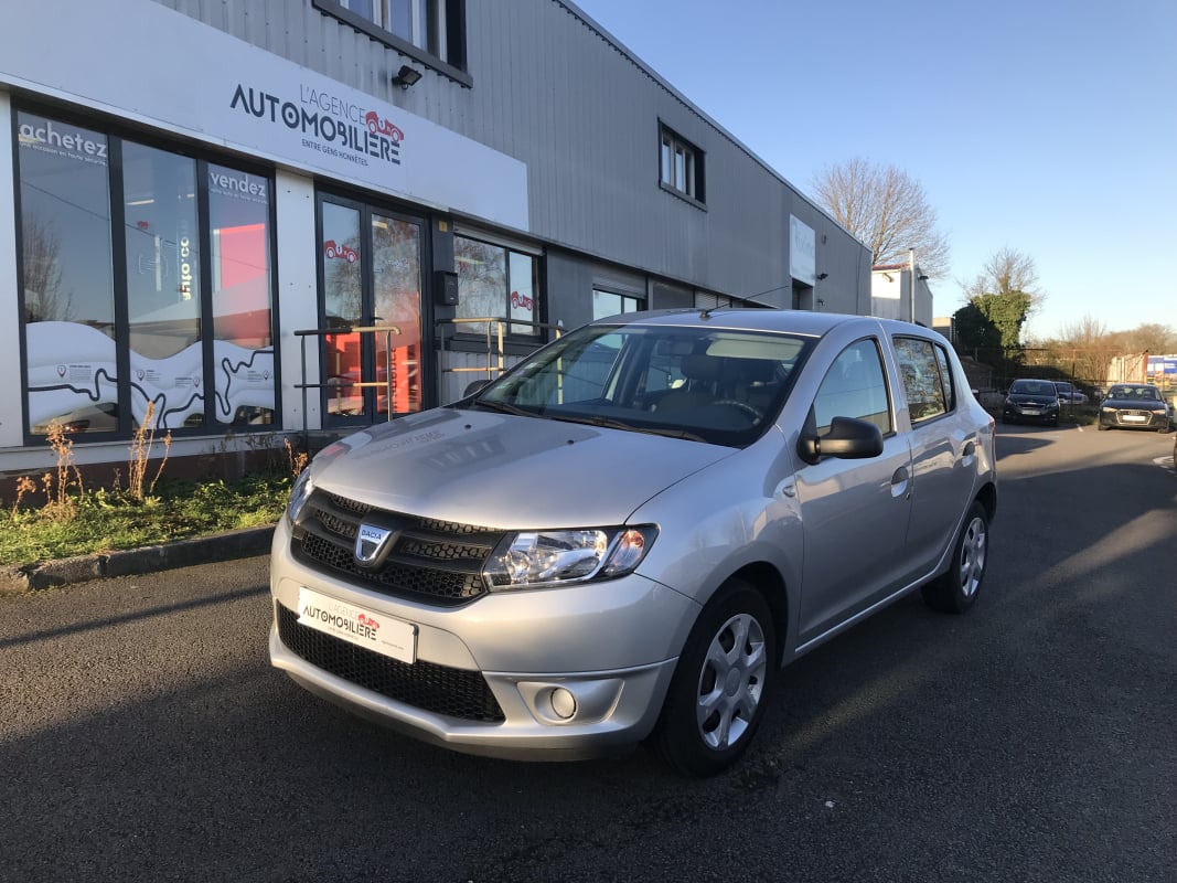 Dacia Sandero 1.2 SL MUSIC 75 CH — 1
