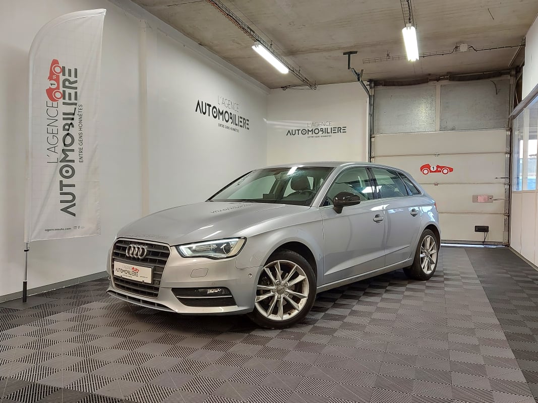 Audi A3 Sportback III SPORTBACK 1.4 TFSI 125 AMBITION LUXE — 1