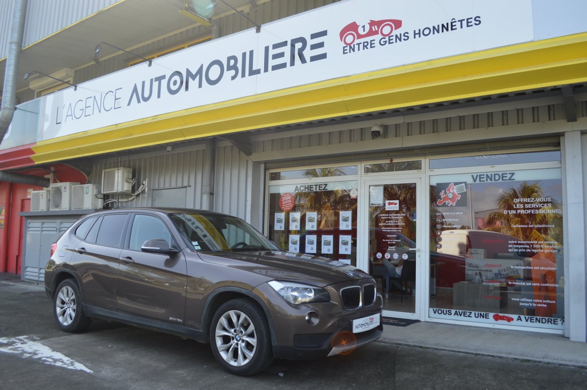 BMW X1 sDrive16dA 116ch Lounge — 1