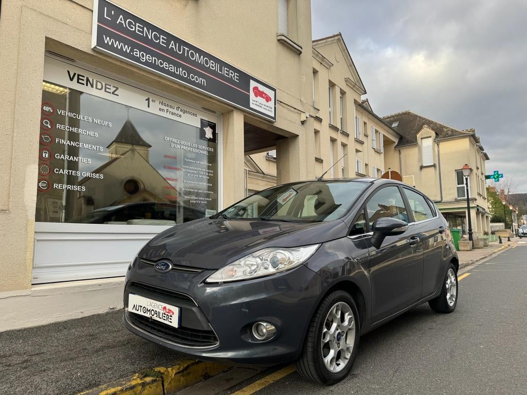 Ford Fiesta 1,4 TDCI 70cv TITANIUM 2EME MAIN!!!DISTRI OK!!! — 1