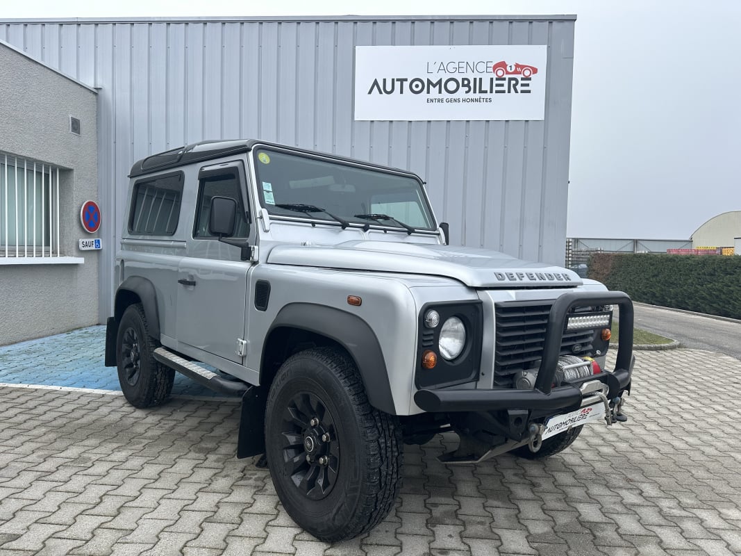 Land Rover Defender 2.2 TDCI 122CV 4x4 — 1