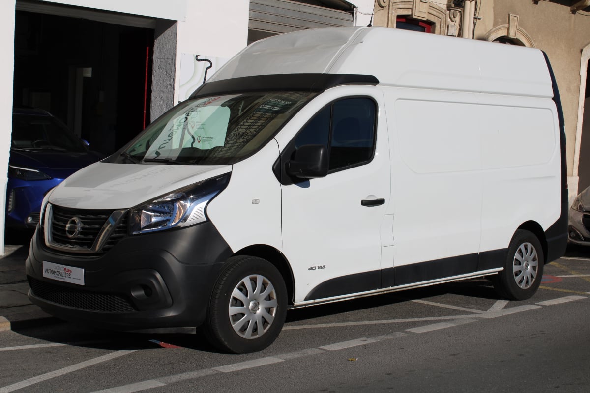 Nissan NV300 FOURGON L2H2 3T0 2.0 DCI 145 S/S BVM N-CONNECTA (TVA RECUPERABLE, Garantie Constructeur) — 1