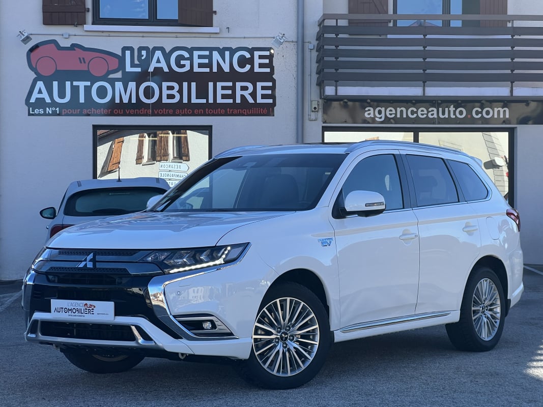Mitsubishi Outlander 2.4 PHEV 4WD INSTYLE TWIN MOTOR — 1
