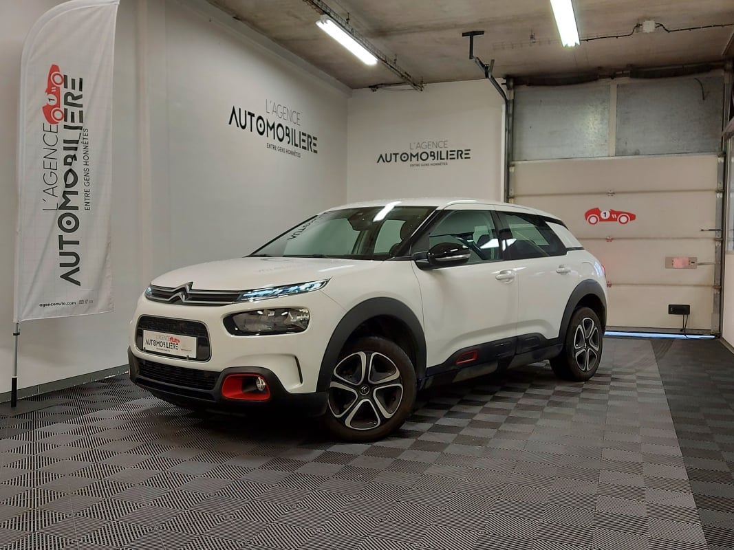 Citroen C4 Cactus (2) 1.2 PURETECH 110 S&S — 1