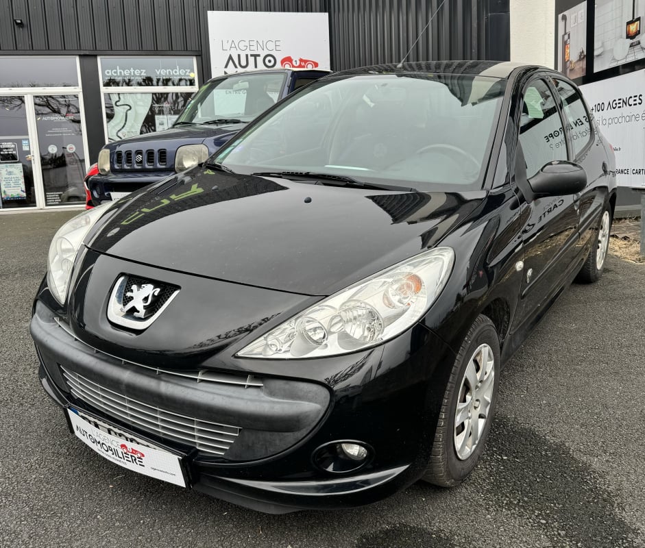 Peugeot 206 206 + GENERATION 1.4 75CV BVM5 5 PORTES CLIM/ORDINATEUR DE BORD/CENTRALISATION DES PORTES — 1