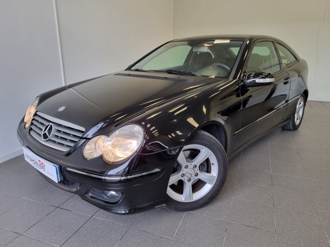 Mercedes-Benz Classe C Coupé 180 Kompressor 1.8 i 16V 143 cv — 1