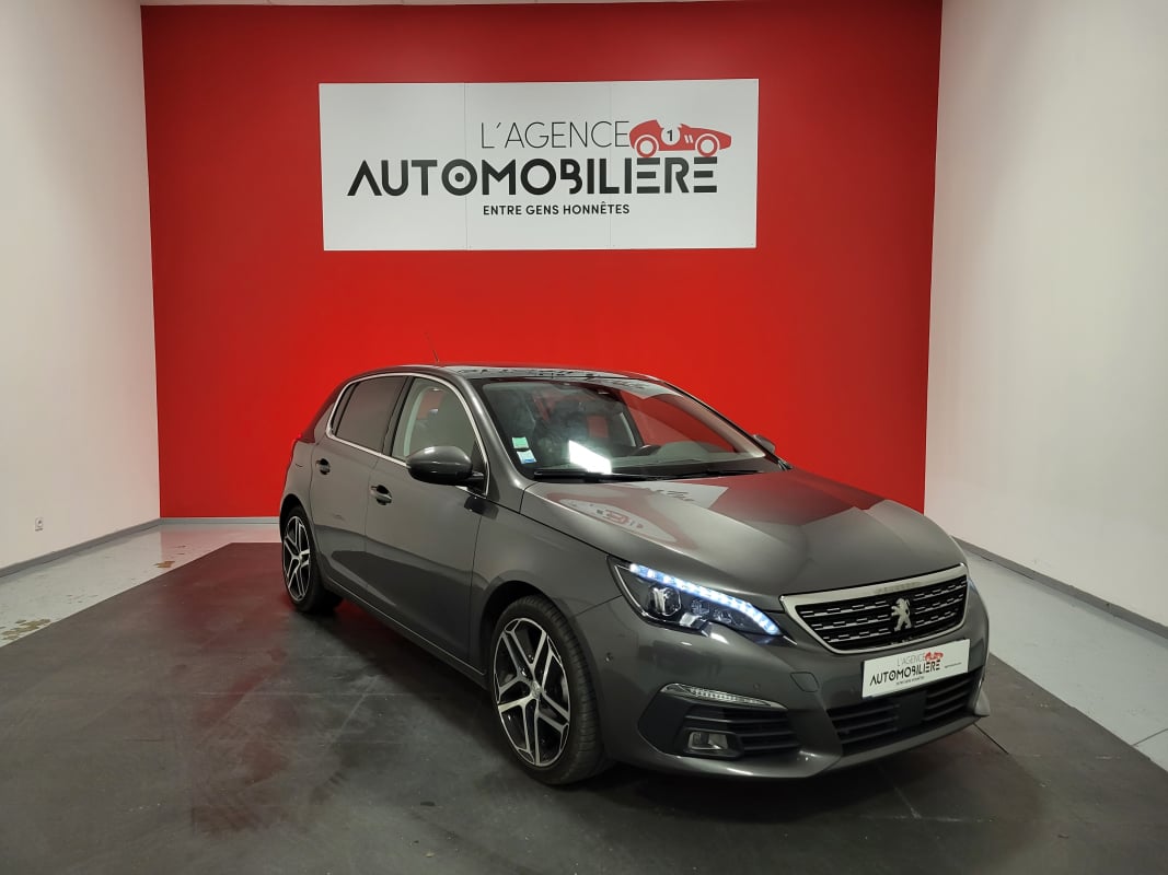 Peugeot 308 308 1.2 PURETECH 130 ALLURE EAT8 FULL OPTIONS + DISTRIBUTION OK — 1