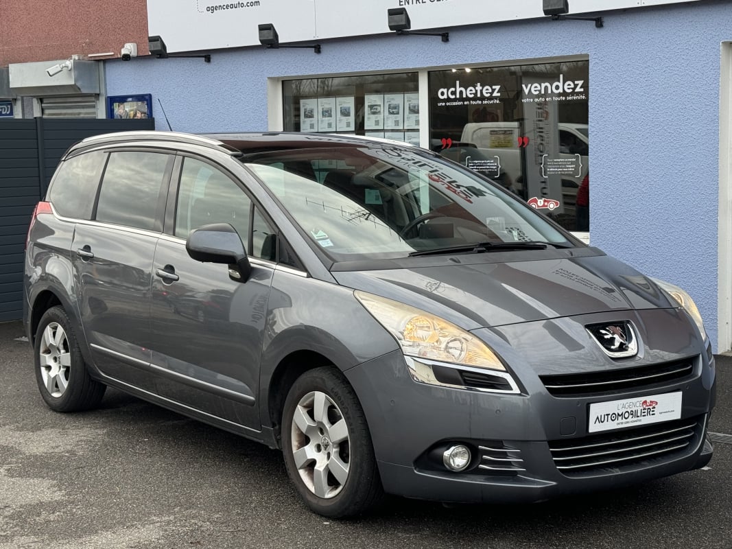 Peugeot 5008 1.6 e-HDi 112ch BMP6 Allure 7pl — 1