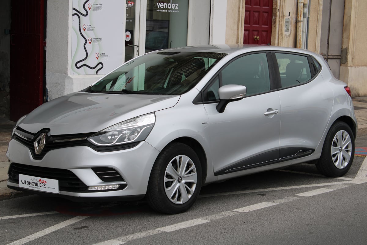 Renault Clio 0.9 TCE 90 TREND ( 1ère main, Moteur à chaîne, Roue de secours ... ) — 1