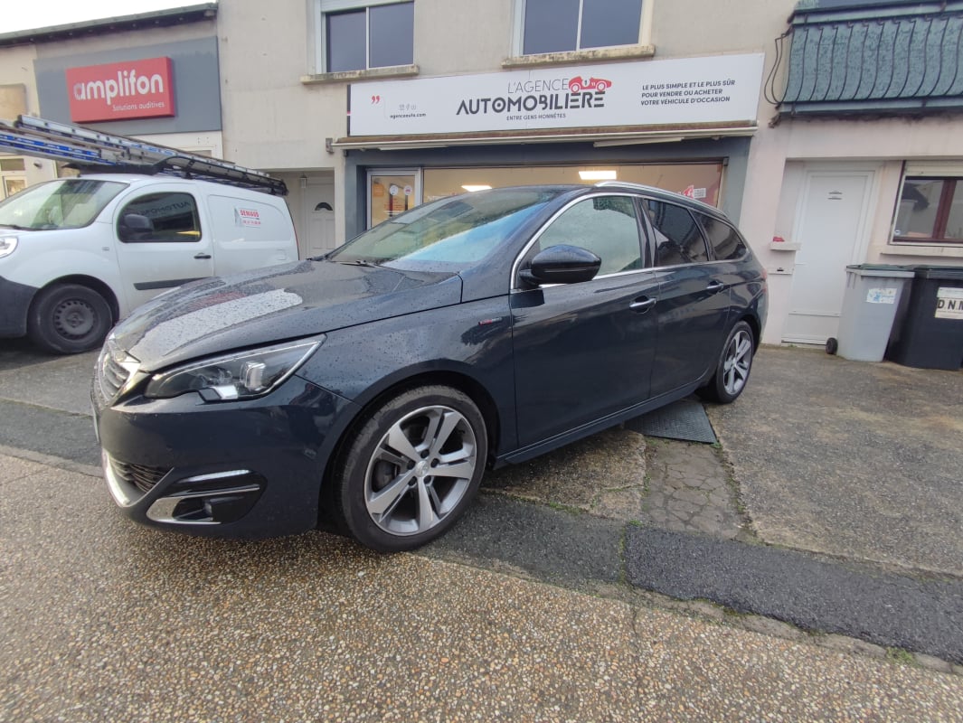 Peugeot 308 SW II 1.6 BlueHDi EAT6 S&S 120 cv Boîte auto Distribution neuve — 1