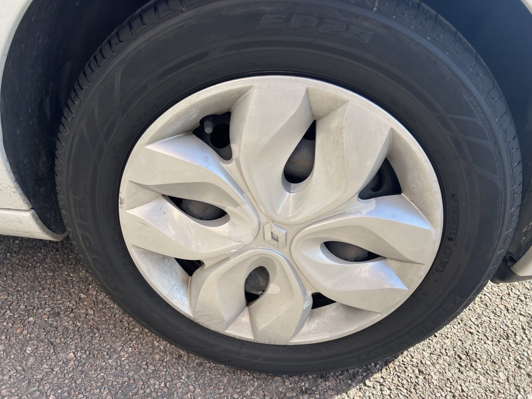 Renault Zoe Q210 22 kWh 88 CV 2eme main — 19