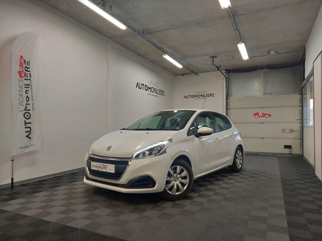 Peugeot 208 1.2 PURETECH 82 ACTIVE 5P — 1