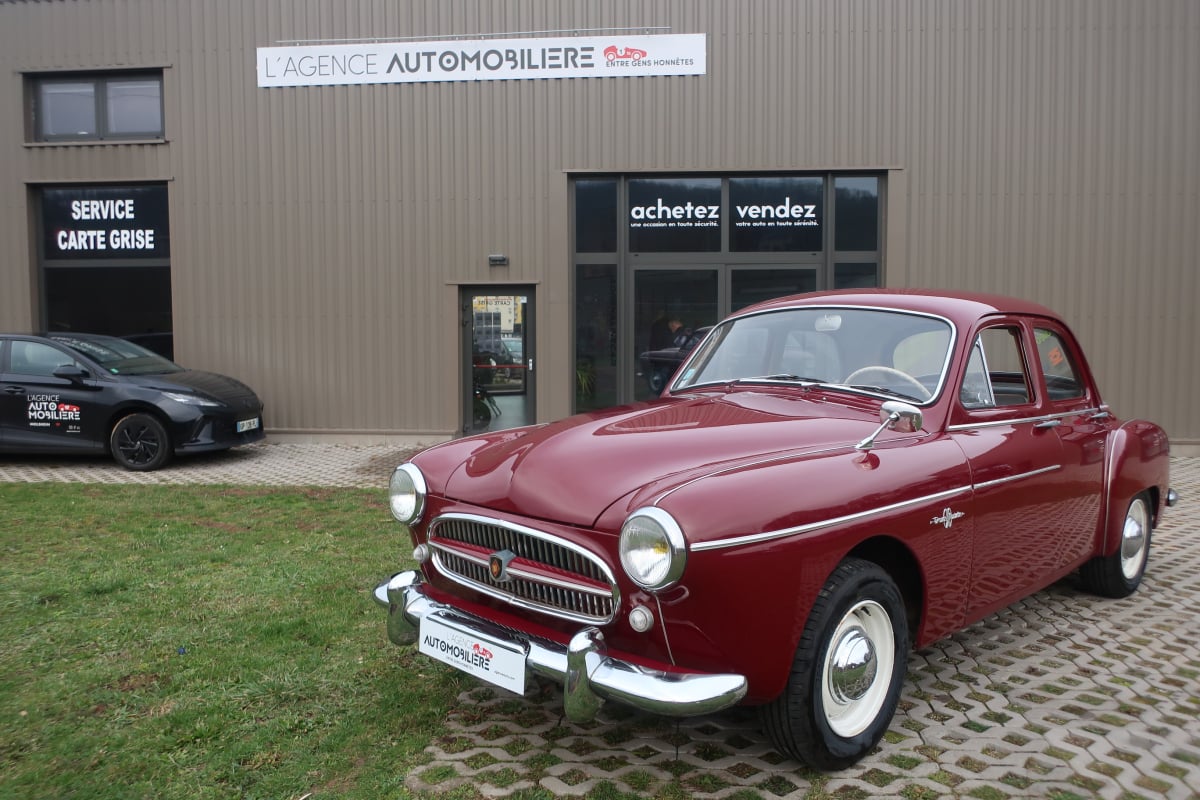 Renault Frégate Transfluide — 1