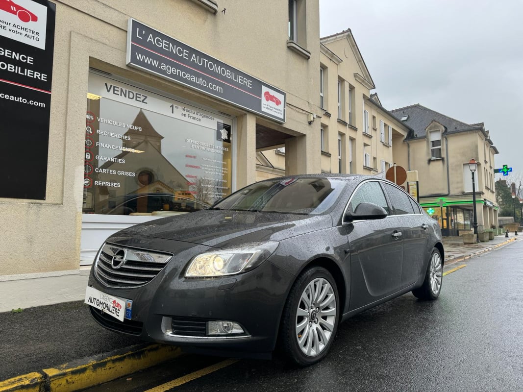 Opel Insignia 2.0 Turbo 220cv COSMO PACK — 1
