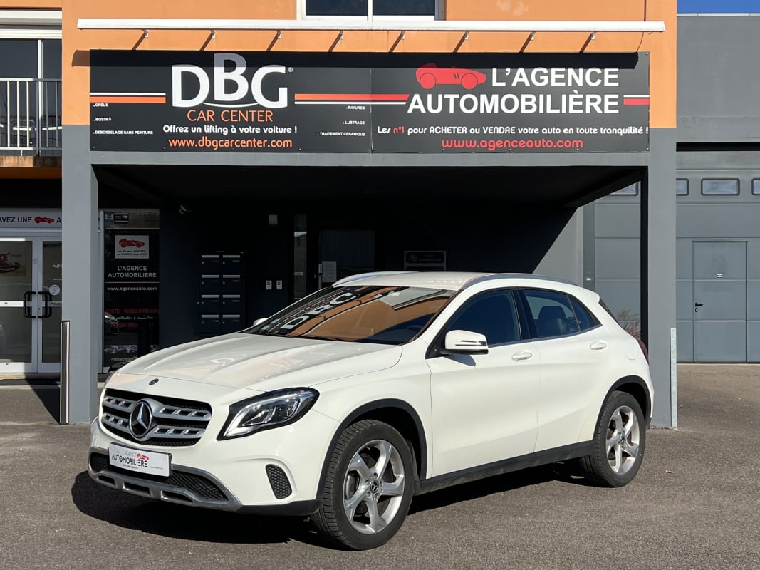 Mercedes-Benz Classe GLA 180 d 109 CV Sensation 1ère main CT Vierge — 1