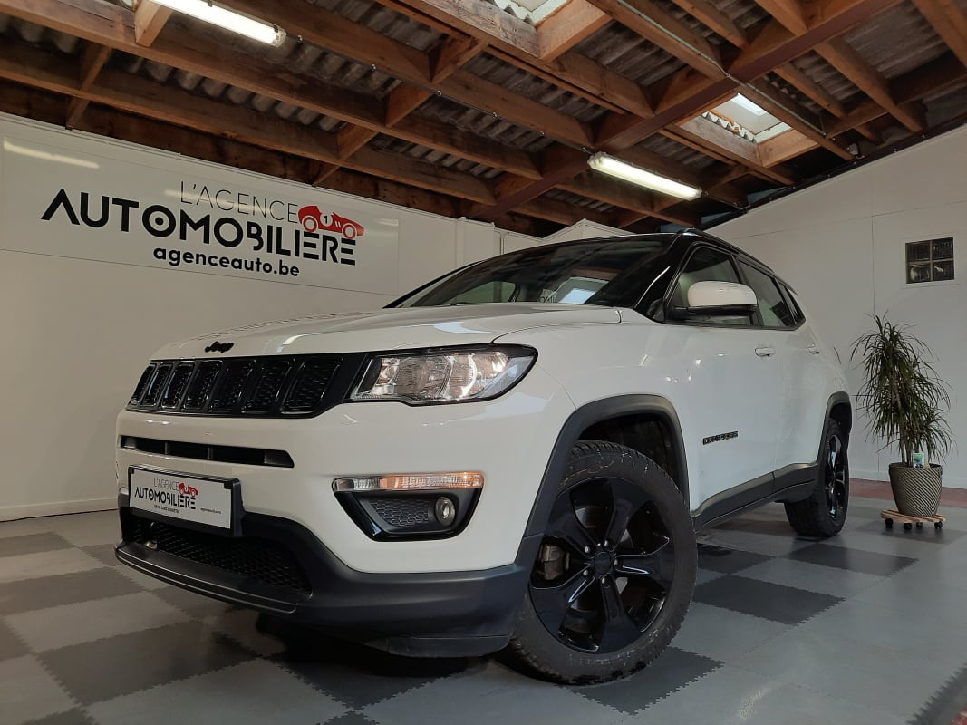 Jeep Compass Réservé1.4i Turbo 4x2 Night Eagle 140Ch Boite 6V/ Garantie 12 Mois — 1