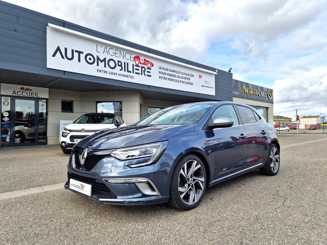 Renault Megane IV Berline TCe 205 Energy EDC GT — 1