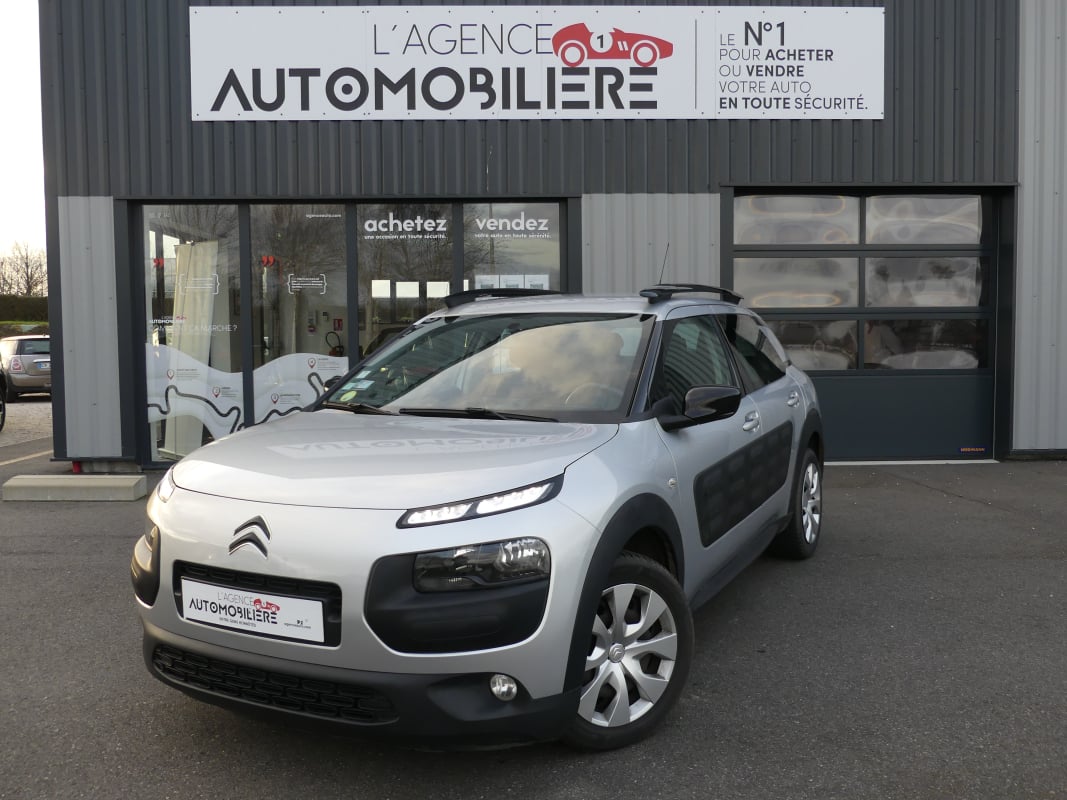 Citroen C4 Cactus 1.6 BLUEHDI 100 FEEL ETG6 AUTOMATIQUE — 1