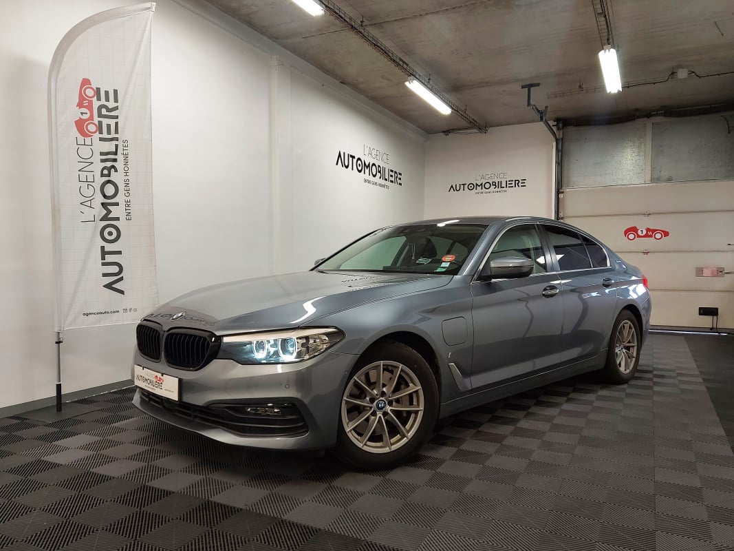 BMW Série 5 (G30) 530EA IPERFORMANCE 252 LOUNGE — 1