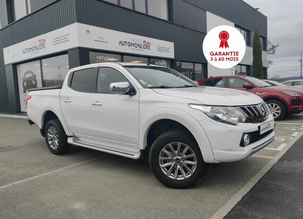 Mitsubishi L200 DOUBLE CAB INTENSE 2.4 DID 181 CV 44 PERMANENT — 1