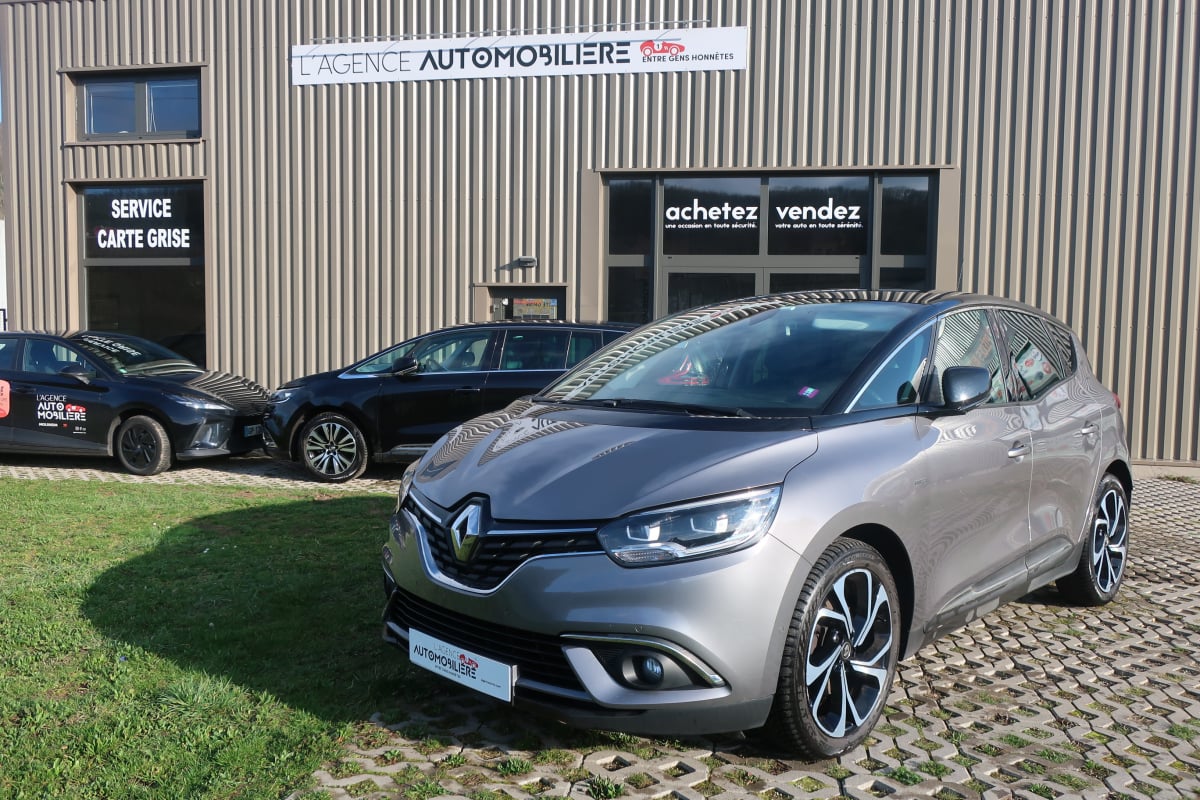 Renault Scenic IV 1.3 Tce 16V Bose 140Cv — 1