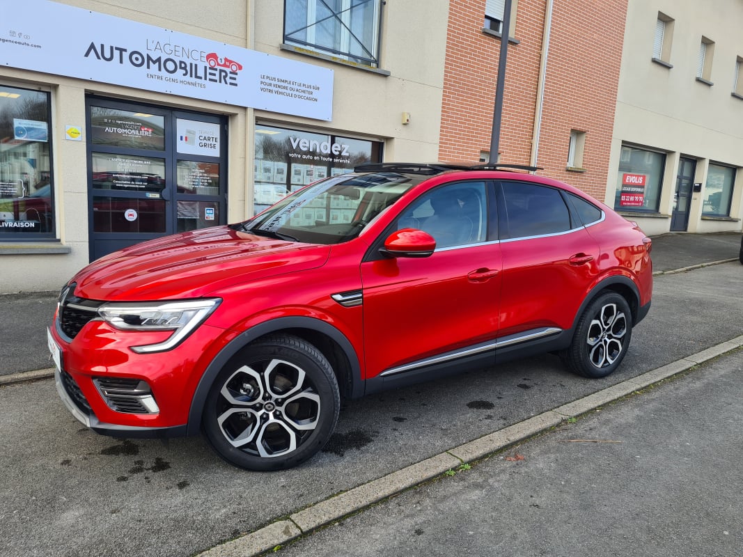 Renault Arkana E-TECH 145 INTENS + toit ouvrant — 1