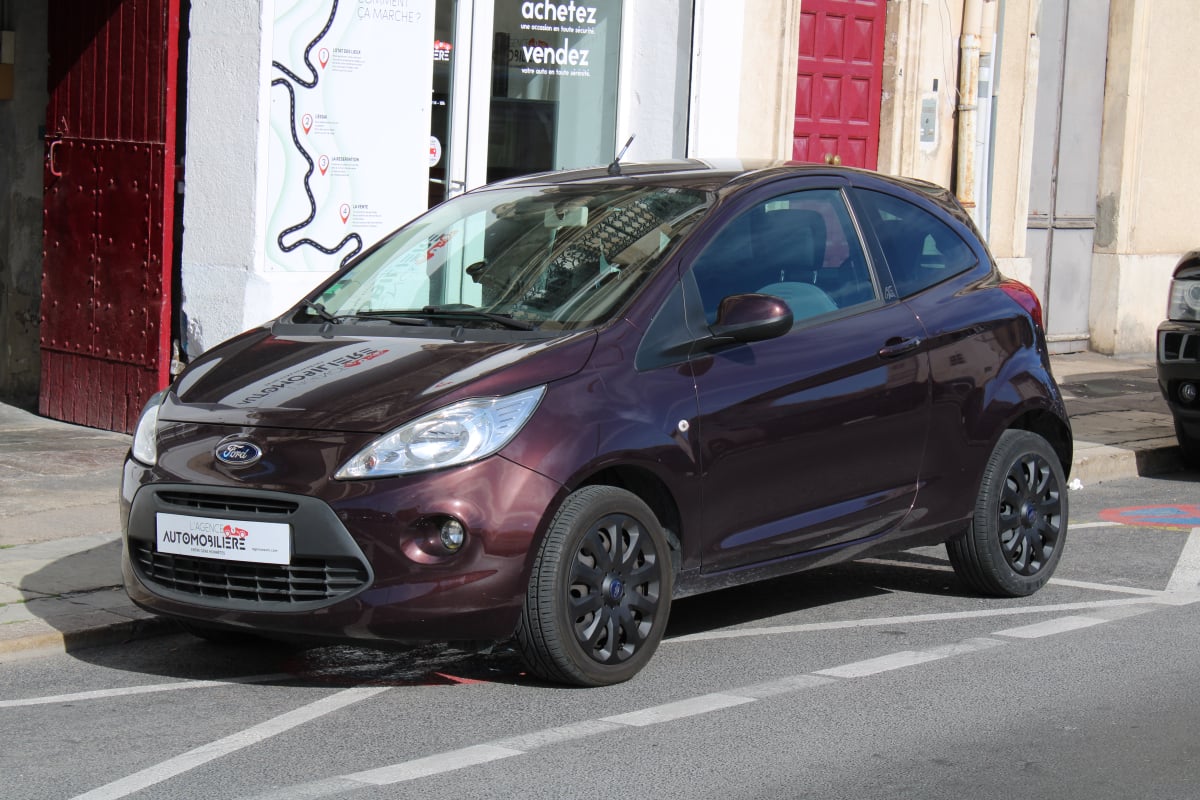 Ford Ka 1.2 70 TITANIUM ( Distribution effectuée, Roue de secours, Clim ... ) — 1