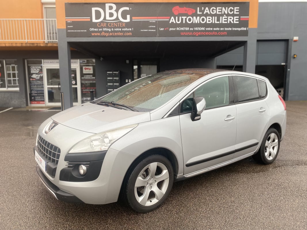Peugeot 3008 1.6 HDi FAP 115 cv Féline Courroie Changer/Toit panoramique — 1