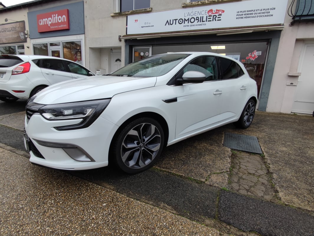 Renault Megane IV GT-Line 1.6 dCi 130 cv — 1