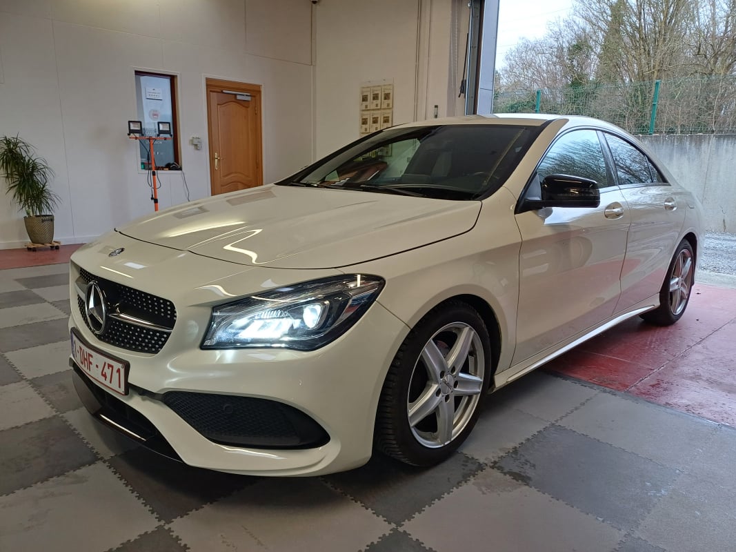 Mercedes-Benz Classe CLA 180d pack AMG 109Ch boite 6V — 1