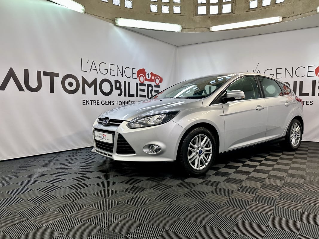 Ford Focus III 2.0 TDCI 140 FAP TITANIUM 5P (Distribution faite) — 1