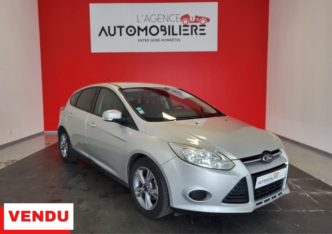 Ford Focus 1.0 ECOBOOST 125 EDITION + DISTRIBUTION OK — 1