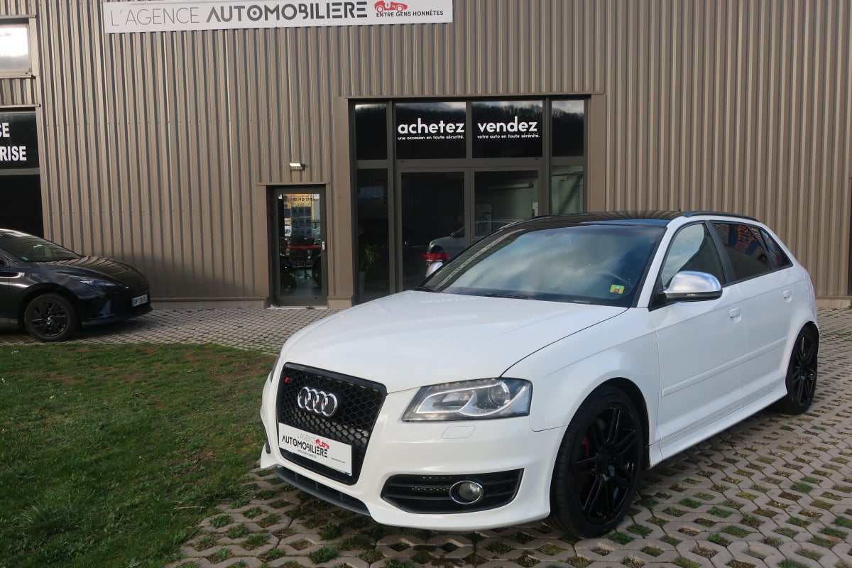 Audi S3 Sportback 2.0 TFSi 16V Quattro 265Cv — 1