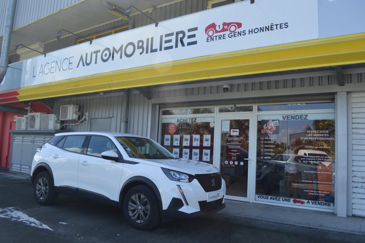 Peugeot 2008 1.2 PURETECH 130 — 1