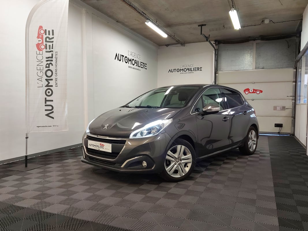 Peugeot 208 (2) 1.2 PURETECH 110 S&S ALLURE BUSINESS 5P + 1ERE MAIN — 1