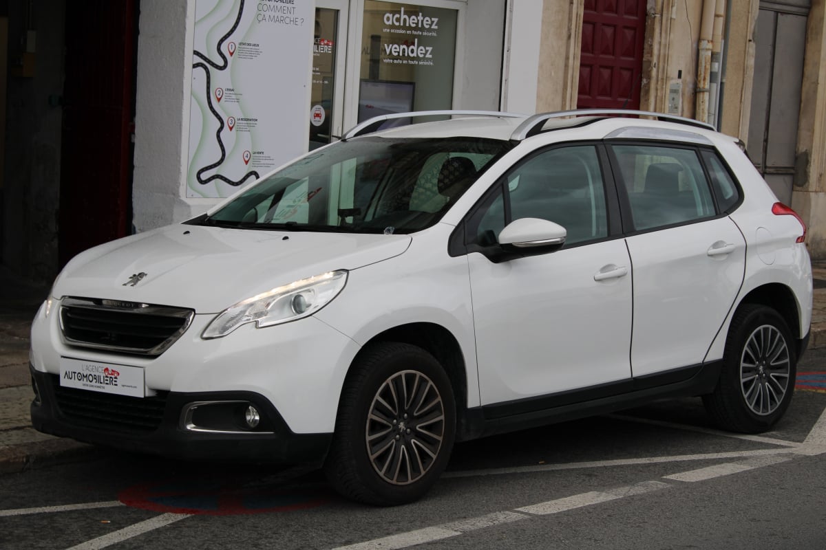 Peugeot 2008 GENERATION-I 1.6 E-HDI 90 ACTIVE ( Distribution effectuée, Galette de secours, Bluetooth ... ) — 1