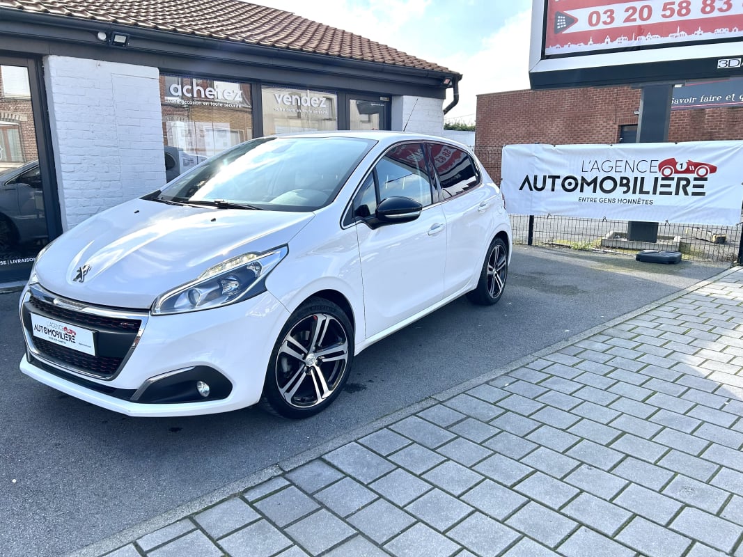 Peugeot 208 (2) 1.2 110 S&S GT LINE 5P COURROIE FAITE — 1