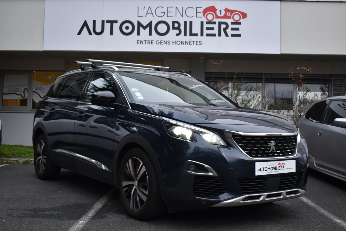Peugeot 5008 GT Line 2.0 BlueHDi EAT8 180 cv Boîte auto toit ouvrant — 1