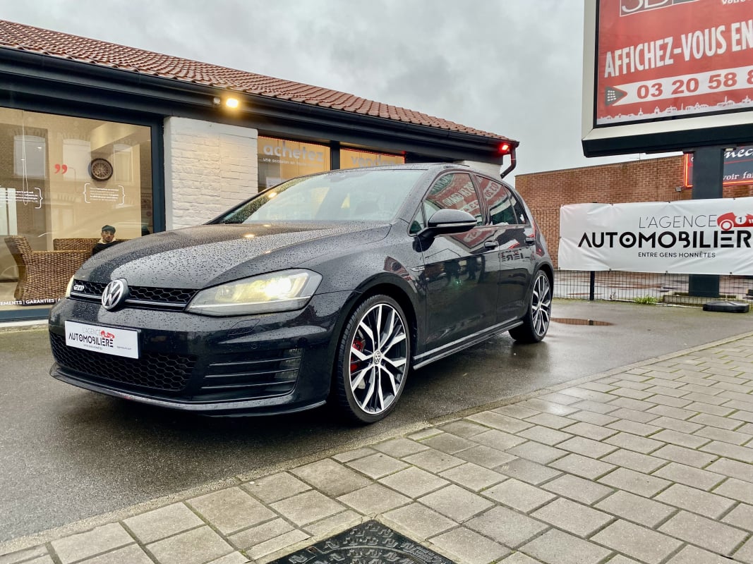 Volkswagen Golf VII 2.0 TDI 184 BLUEMOTI...OGY GTD DSG6 5P SPORT AND SOUND — 1