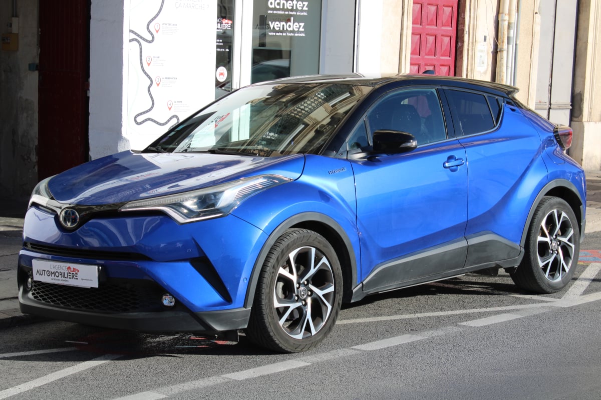 Toyota C-HR 1.8 122H 100 HYBRID FULL-HYBRID GRAPHIC 4X2 E-CVT BVA ( Pack JBL, Caméra de recul ... ) — 1